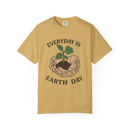 Earth Day Unisex T-shirt - 'everyday is earth day'